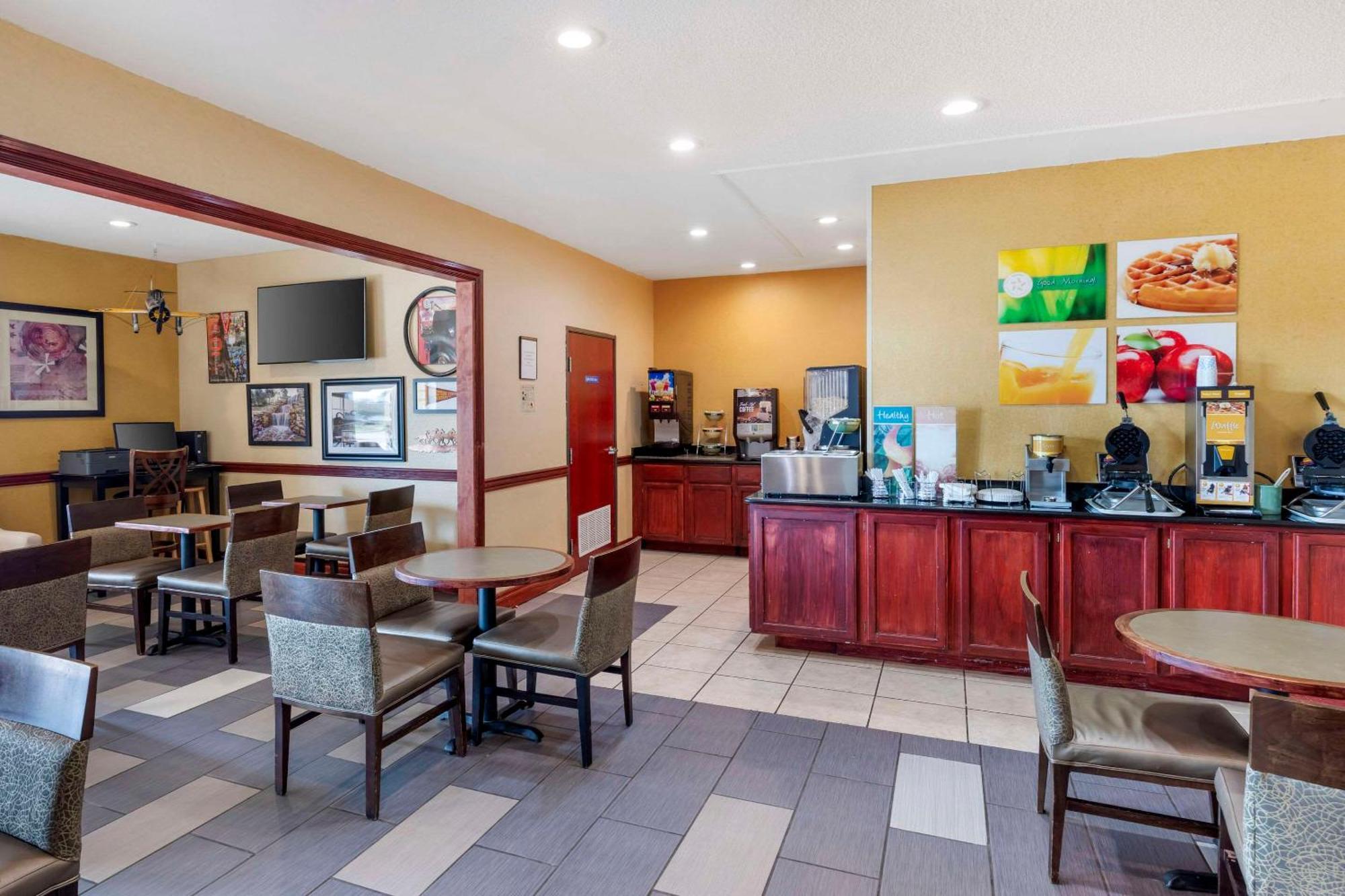 Quality Inn & Suites Wichita Falls I-44 Exterior foto
